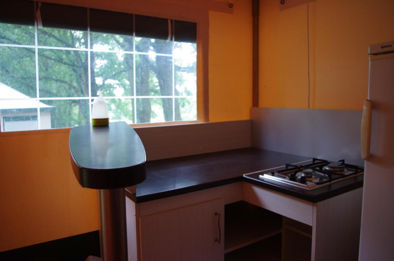Camping La Bergerie 호텔 La Chapelle-Achard 외부 사진