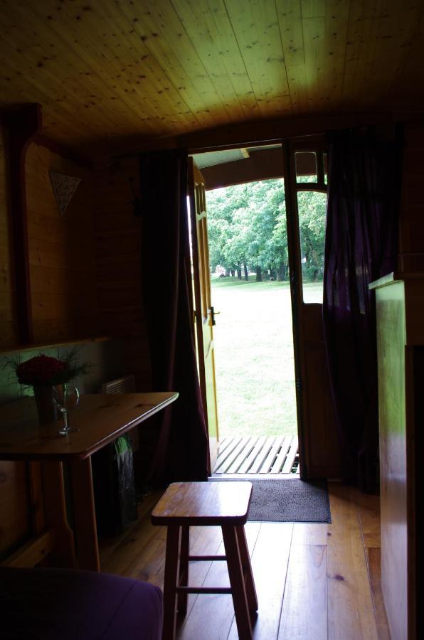 Camping La Bergerie 호텔 La Chapelle-Achard 외부 사진