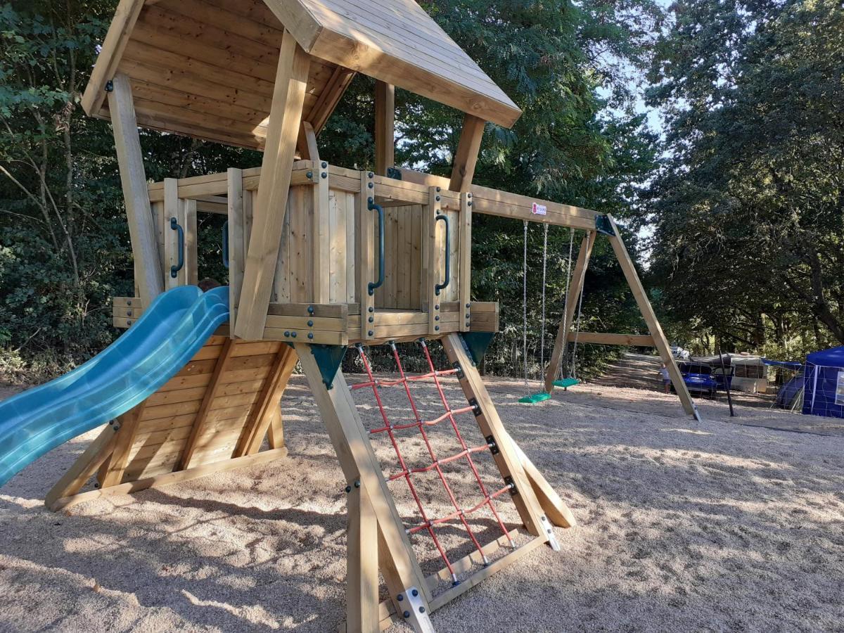Camping La Bergerie 호텔 La Chapelle-Achard 외부 사진