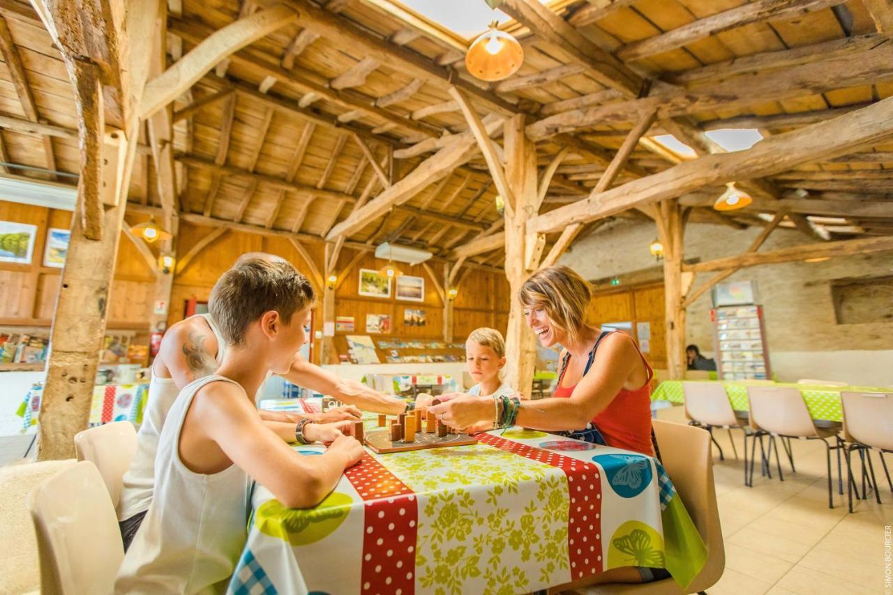 Camping La Bergerie 호텔 La Chapelle-Achard 외부 사진