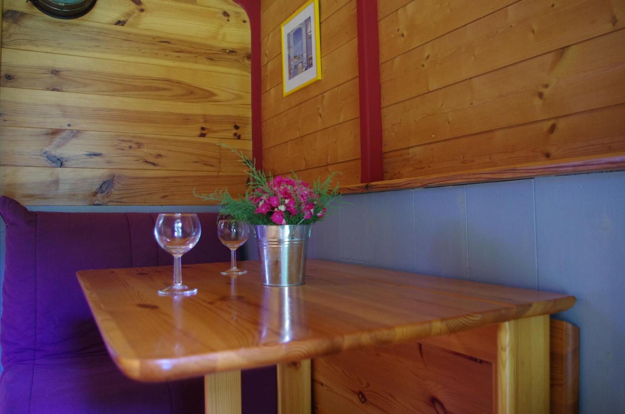 Camping La Bergerie 호텔 La Chapelle-Achard 객실 사진